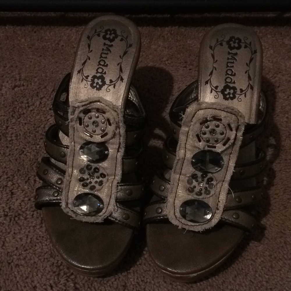 Mudd wedges